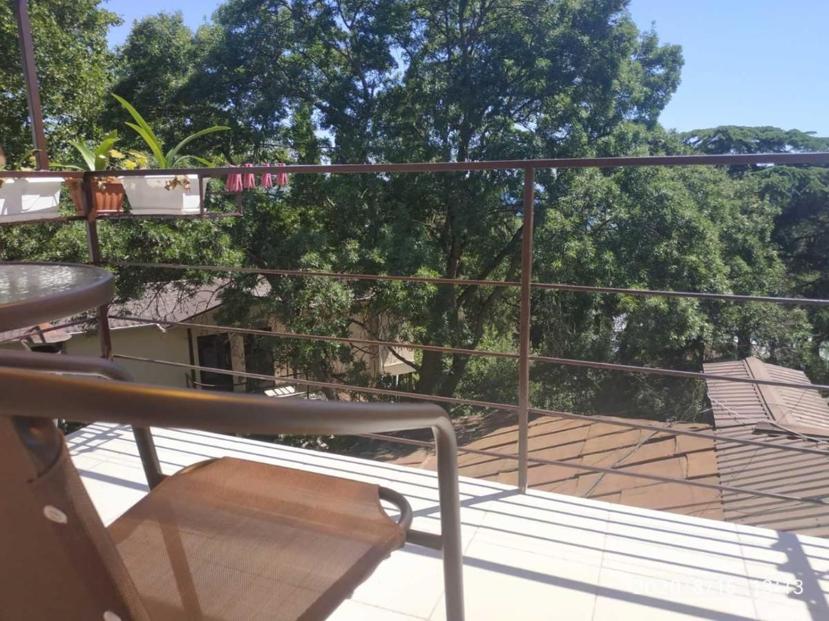 Апартаменты Guesthouse Dmitrieva Ялта