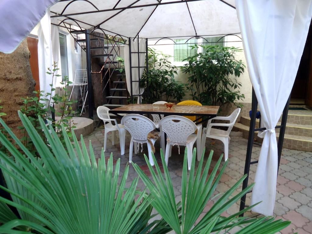 Апартаменты Guesthouse Dmitrieva Ялта-4