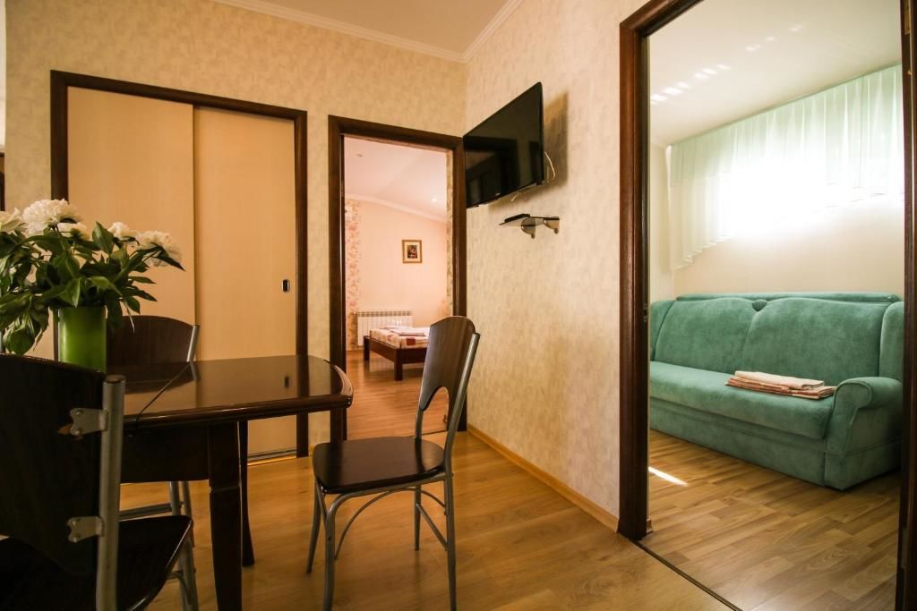 Апартаменты Guesthouse Dmitrieva Ялта