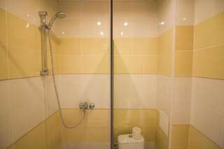 Апартаменты Guesthouse Dmitrieva Ялта Апартаменты с 2 спальнями-13