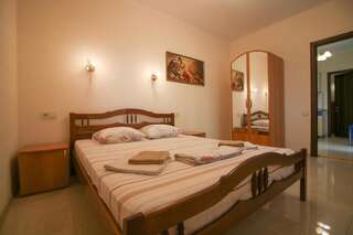 Апартаменты Guesthouse Dmitrieva Ялта Апартаменты с 1 спальней-1