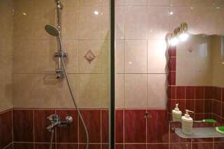 Апартаменты Guesthouse Dmitrieva Ялта Апартаменты с 1 спальней-9