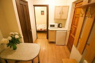 Апартаменты Guesthouse Dmitrieva Ялта Апартаменты с 2 спальнями-2