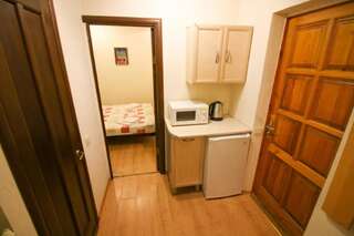 Апартаменты Guesthouse Dmitrieva Ялта Апартаменты с 2 спальнями-3