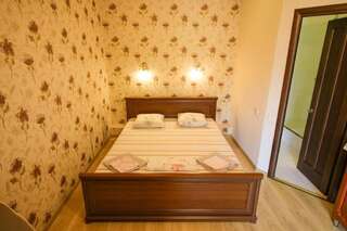 Апартаменты Guesthouse Dmitrieva Ялта Апартаменты-8