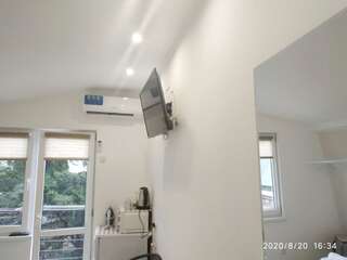 Апартаменты Guesthouse Dmitrieva Ялта Двухместный номер с 1 кроватью и балконом-3