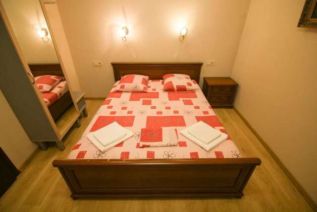 Апартаменты Guesthouse Dmitrieva Ялта-111