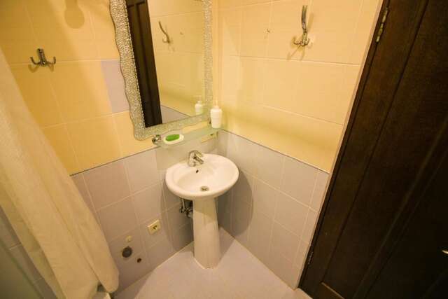 Апартаменты Guesthouse Dmitrieva Ялта-101